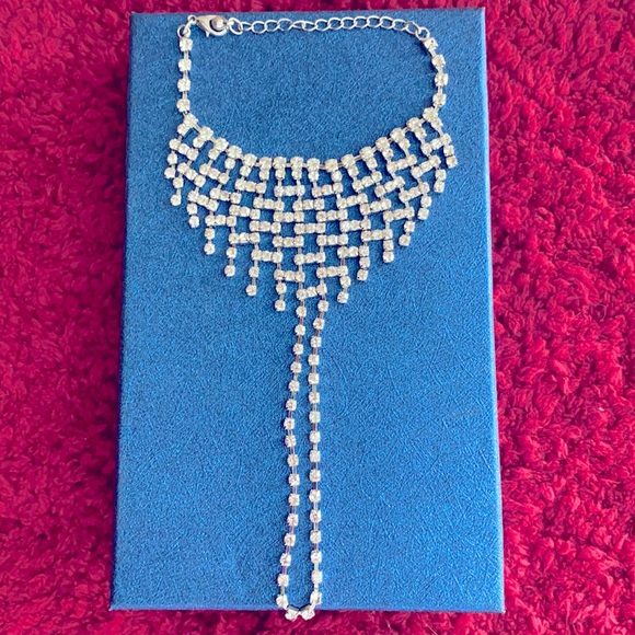 BOGO 2 x $10 NWOT “Rhinestones Hand Chain Evening Bracelet” - Picture 2 of 7